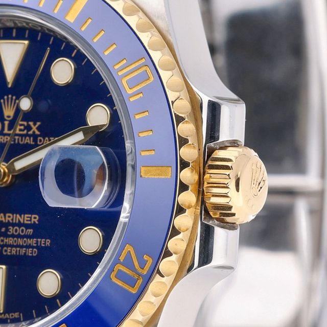 Rolex Submariner 116613 LB Image 6